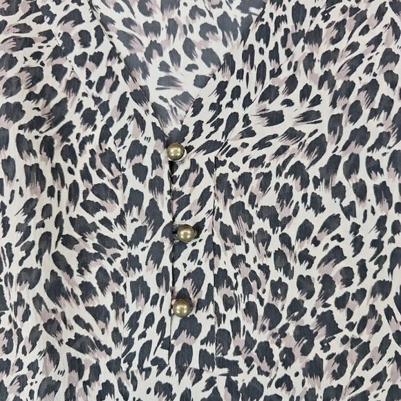 Garnet Hill Silk Blouse Womens Size 4 Animal Print Henley V-Neck Balloon Sleeve - Picture 6 of 9